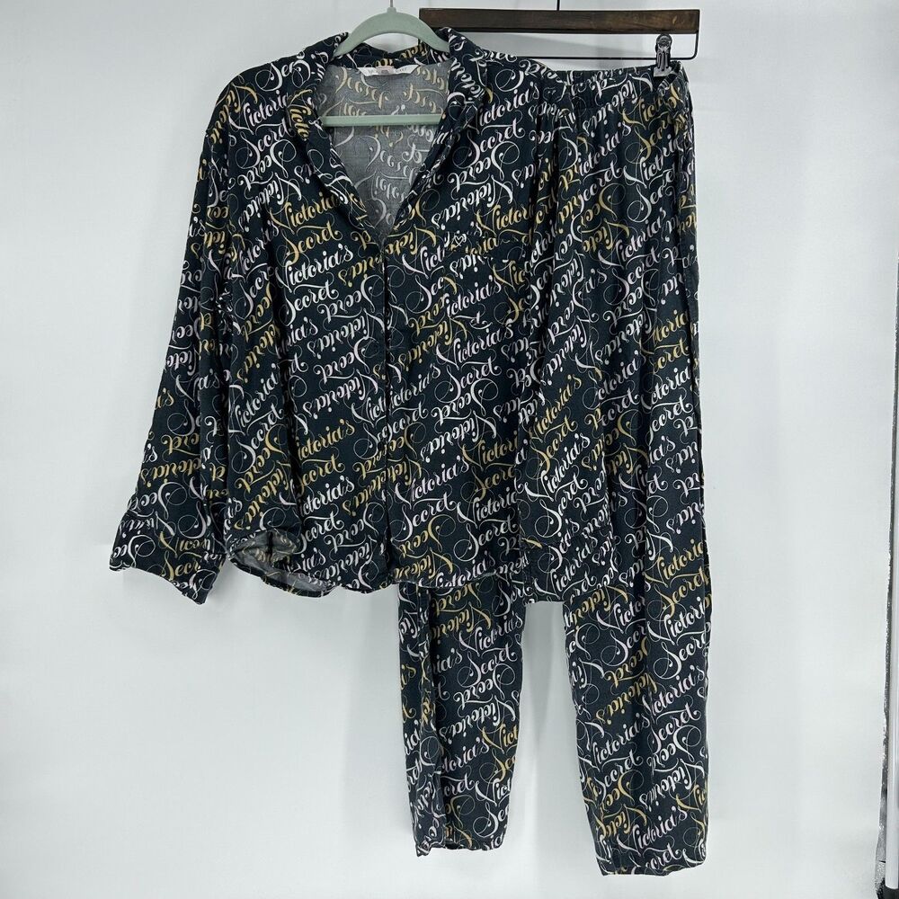 Victoria's Secret Pajama Set Women's L Cotton Patterned Grey Script Lightweight